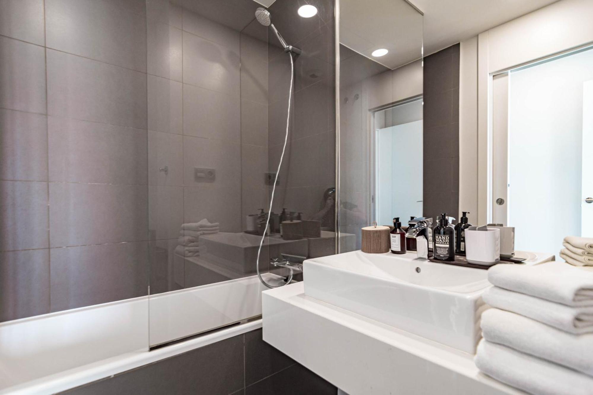 Lm362b - 2 Bedroom Penthouse With Large Sundeck *