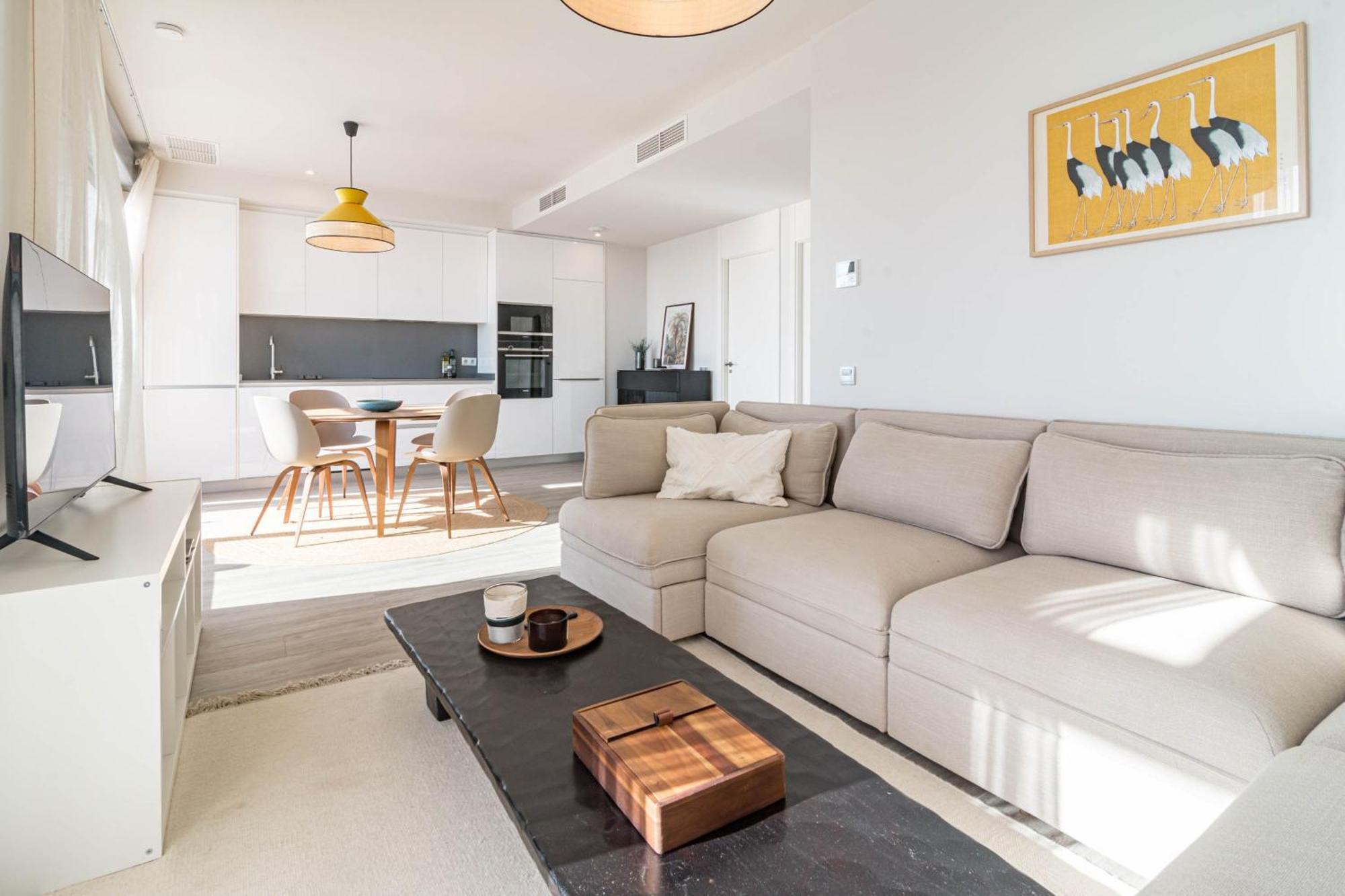 Apartment Lm362b - 2 Bedroom Penthouse With Large Sundeck