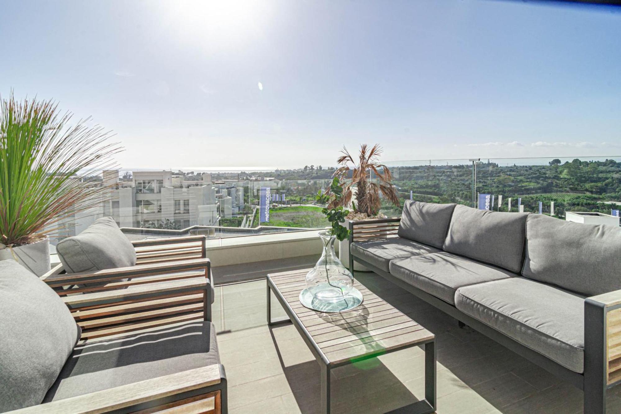 Apartment Lm362b - 2 Bedroom Penthouse With Large Sundeck