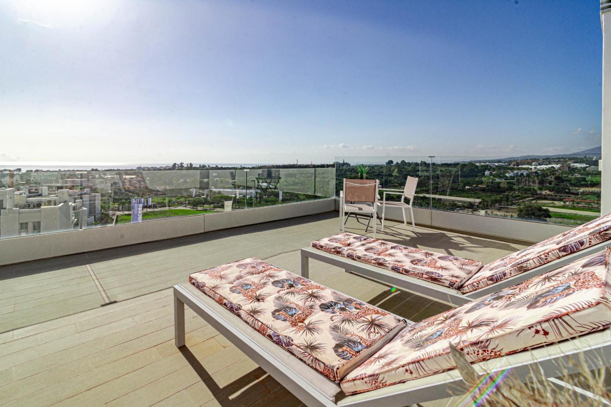 Apartment Lm362b - 2 Bedroom Penthouse With Large Sundeck