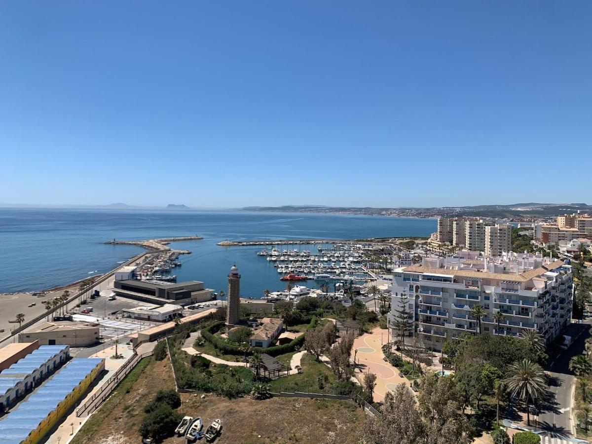 Cozy Beachfront 2b Apartment Estepona