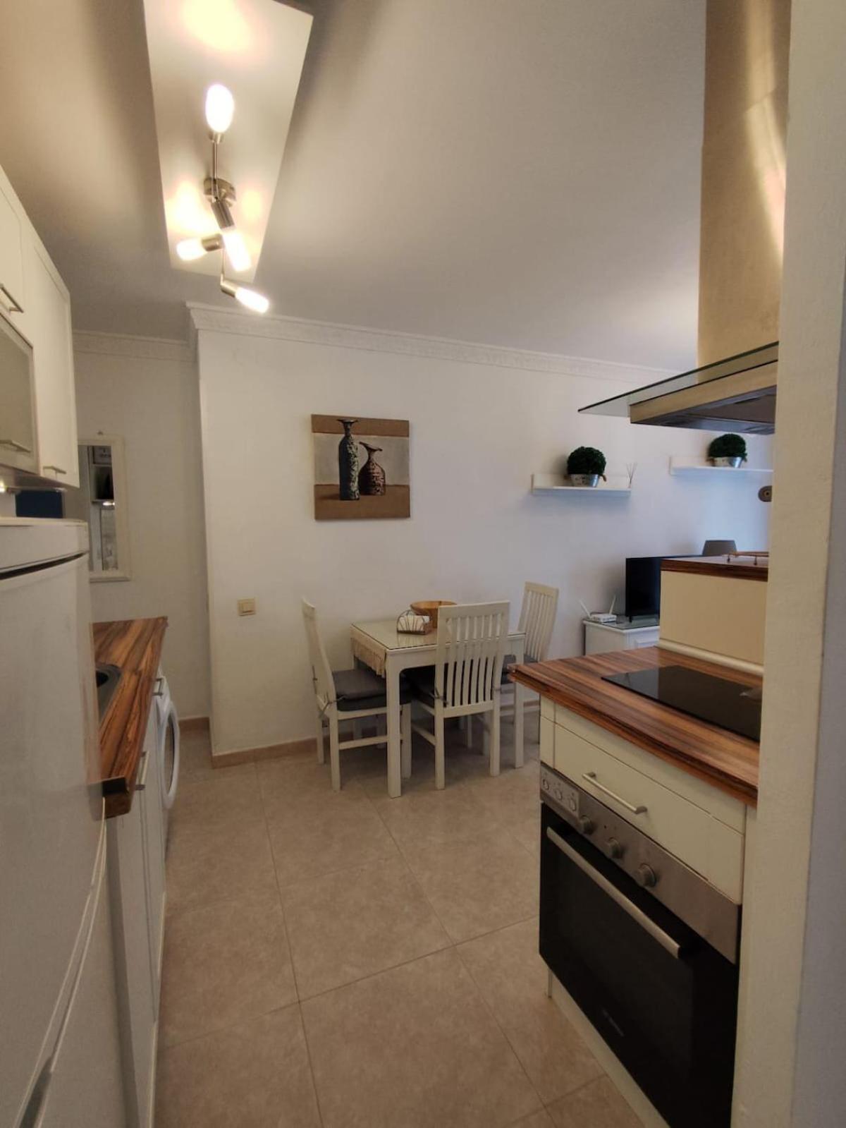 Cozy Beachfront 2b * Estepona