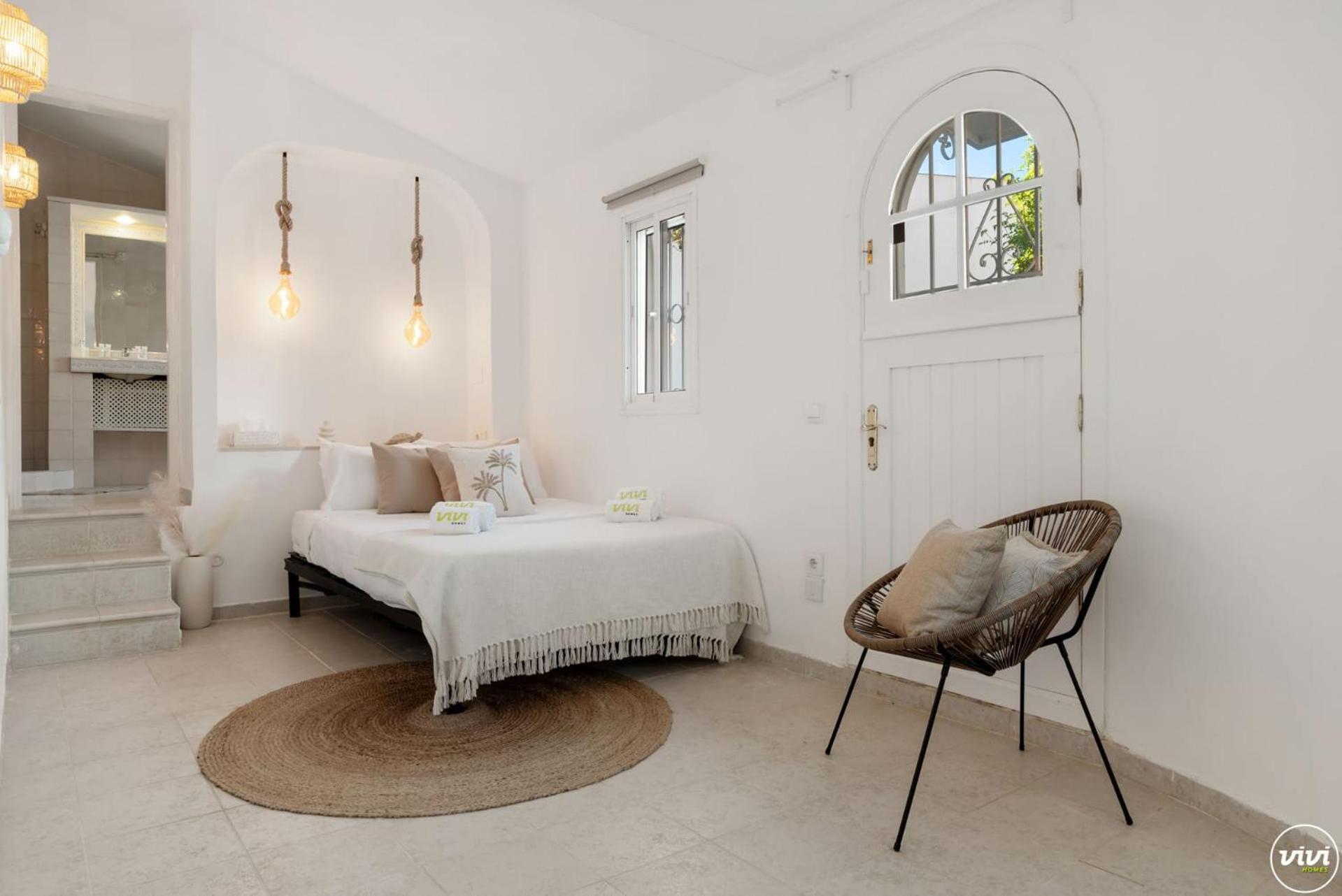 Villa Vivi Homes - Casa Blanca