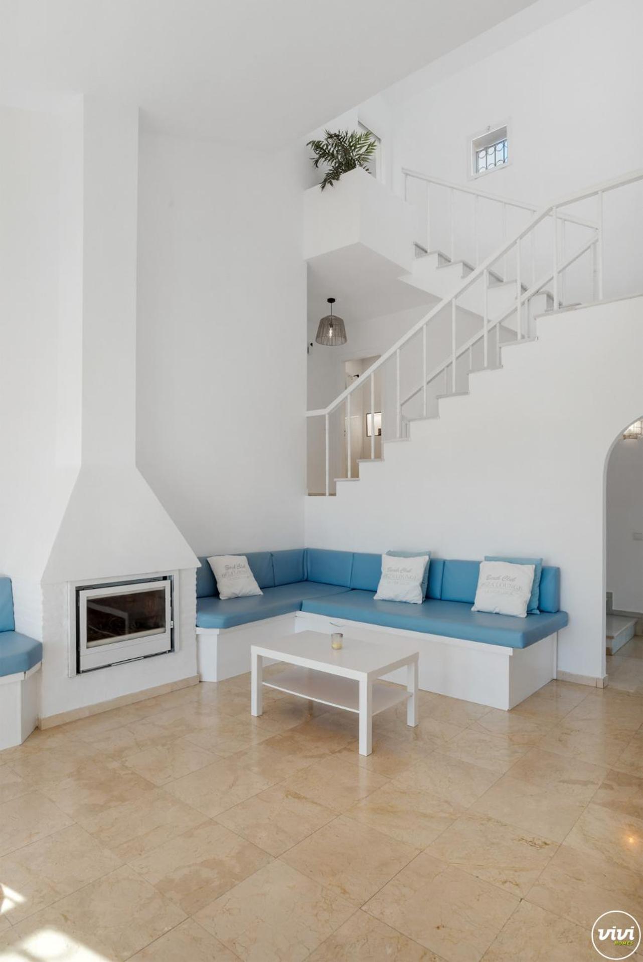 Vivi Homes - Casa Blanca Villa *