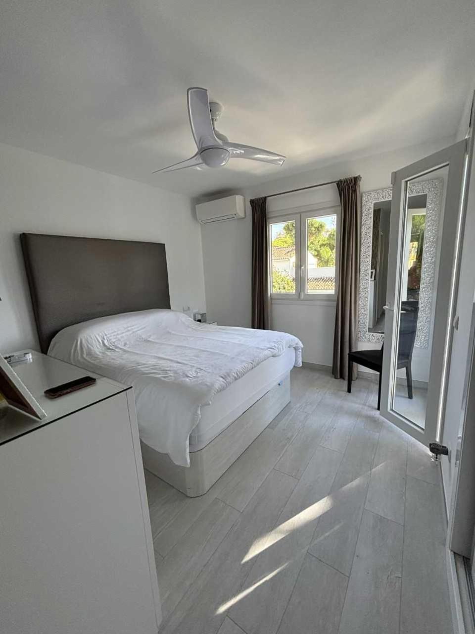 Jazmin * Estepona