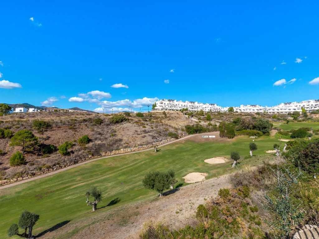 Villa Con Piscina Climatizada Y Vistas Al Golf * Estepona