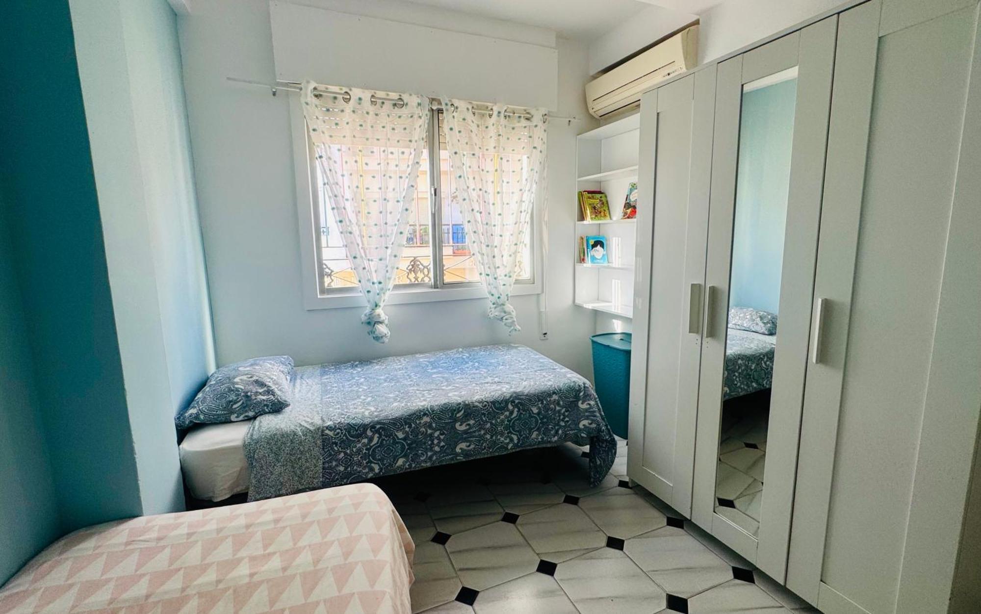 Castillo Apartment *