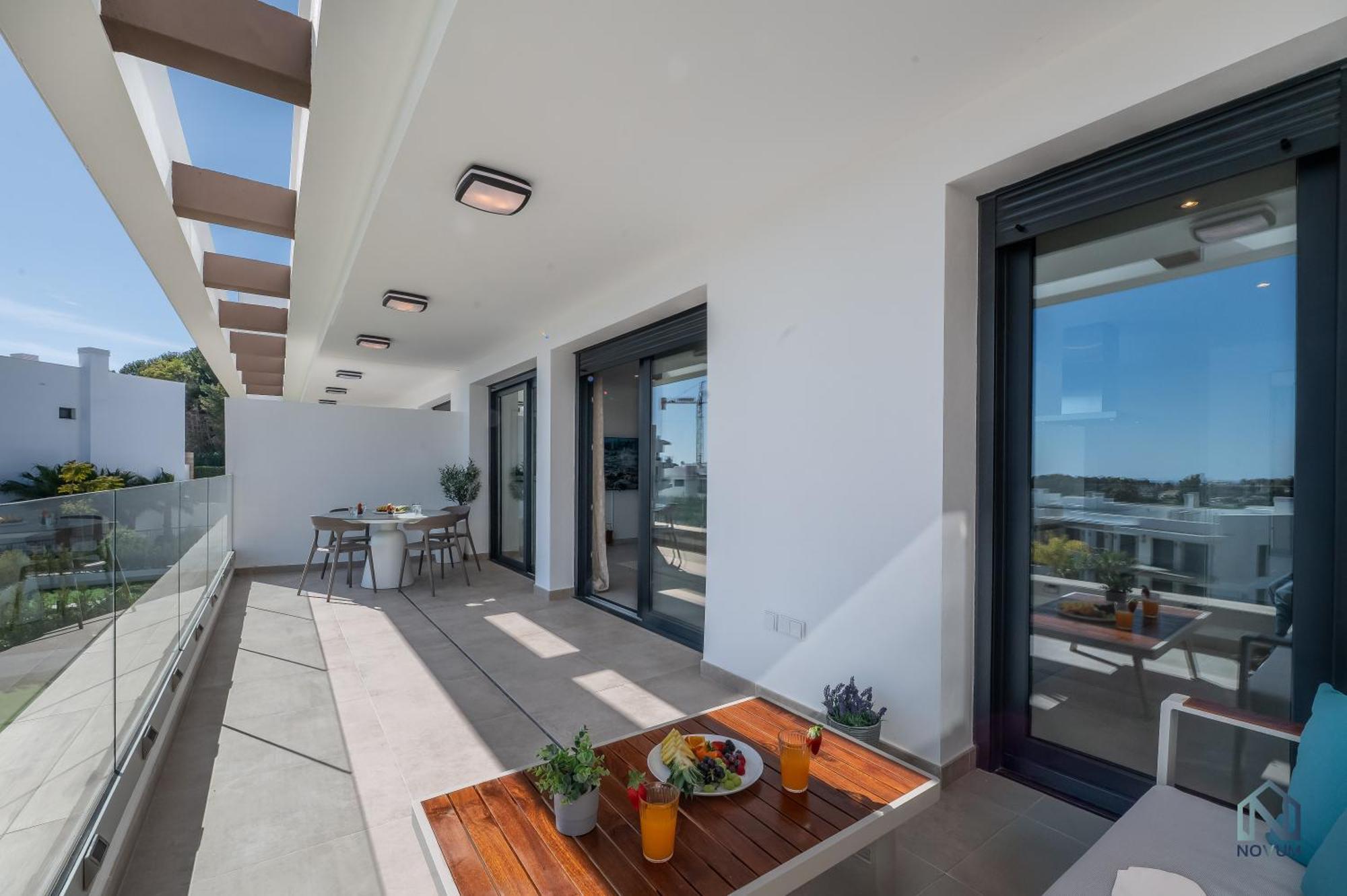 Apartment Newly Built 2 Bdrm Modern Oasis W Gym & Pool *