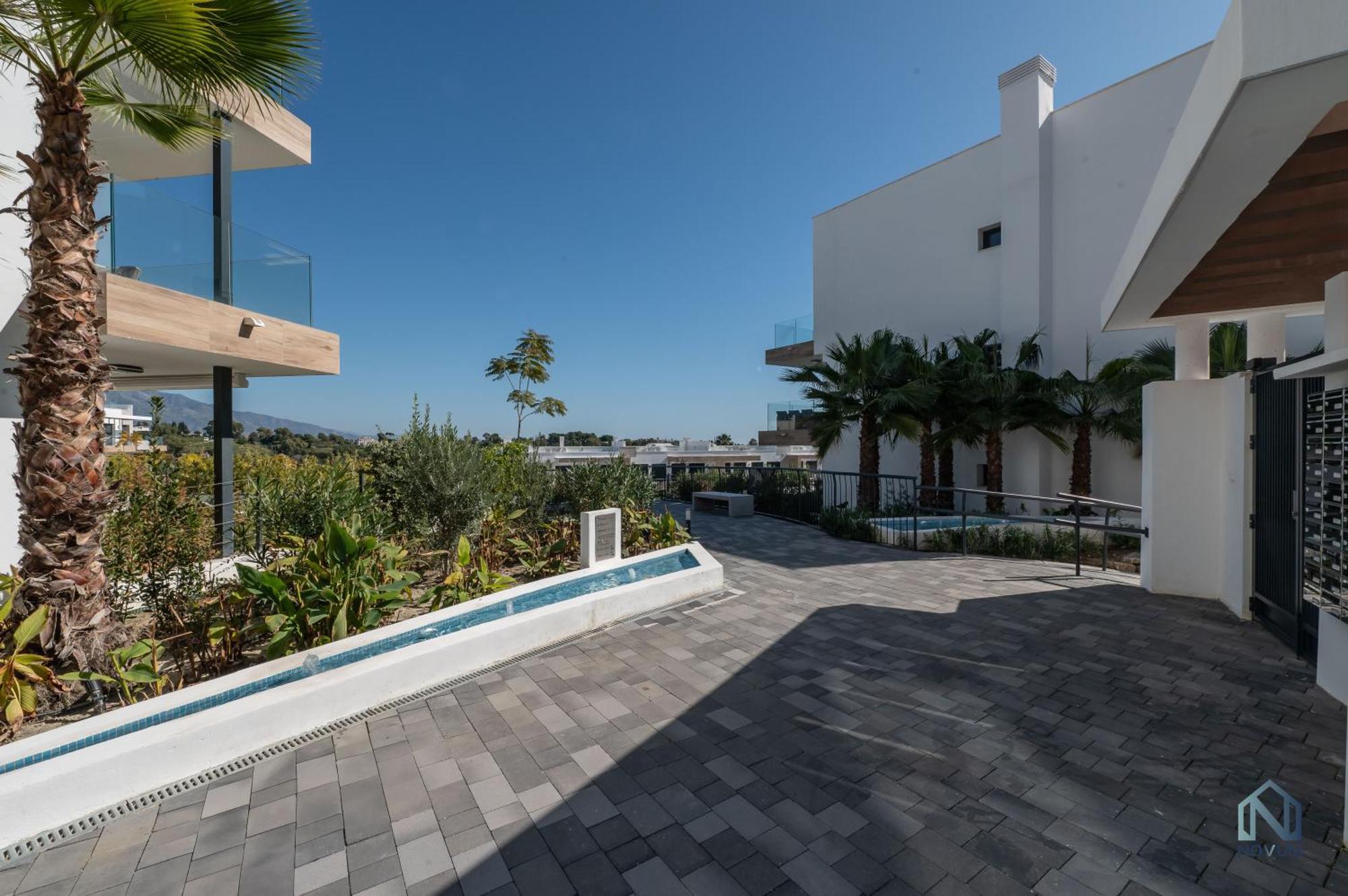 Apartment Newly Built 2 Bdrm Modern Oasis W Gym & Pool
