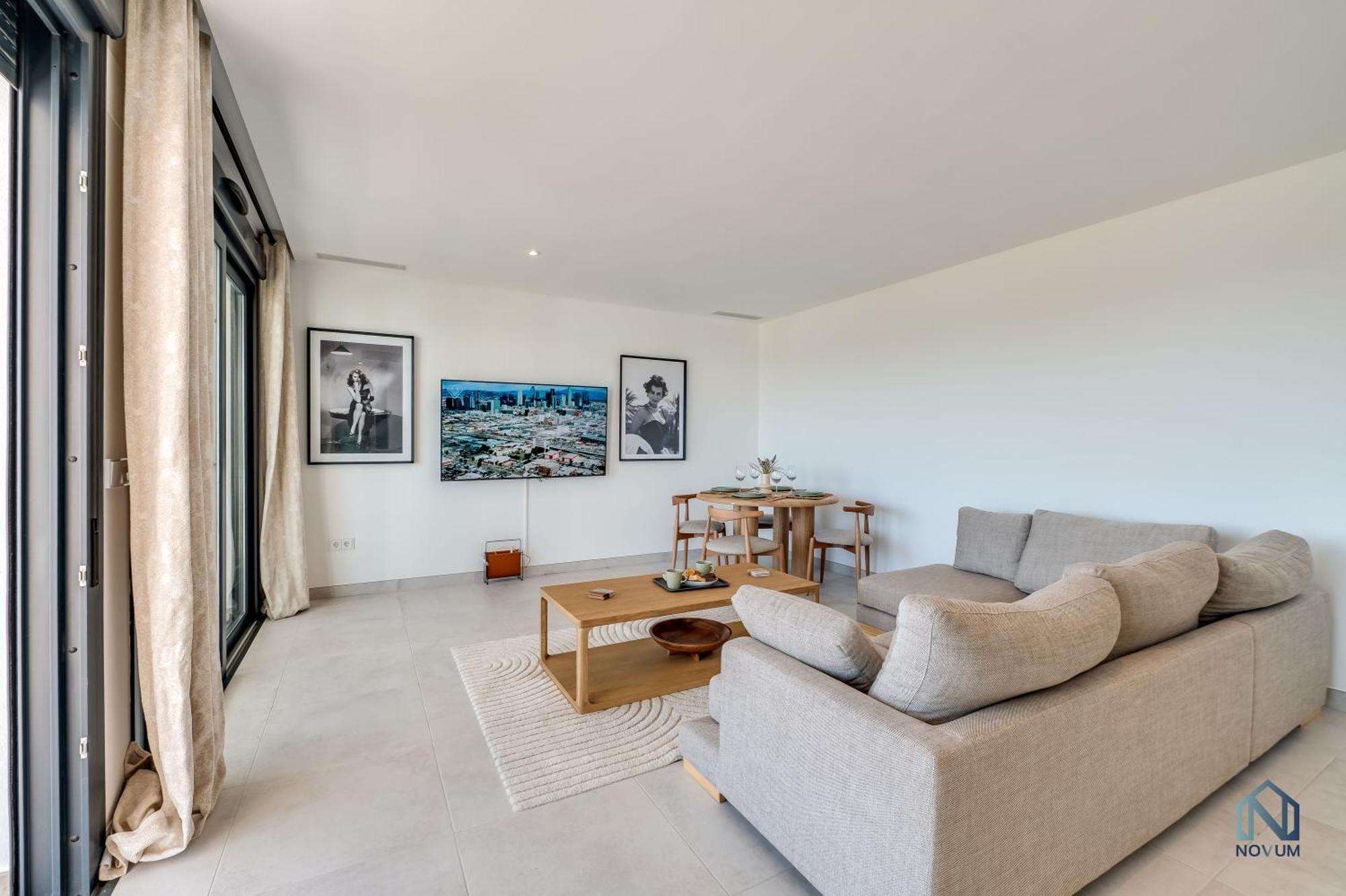 Apartment Newly Built 2 Bdrm Modern Oasis W Gym & Pool Estepona