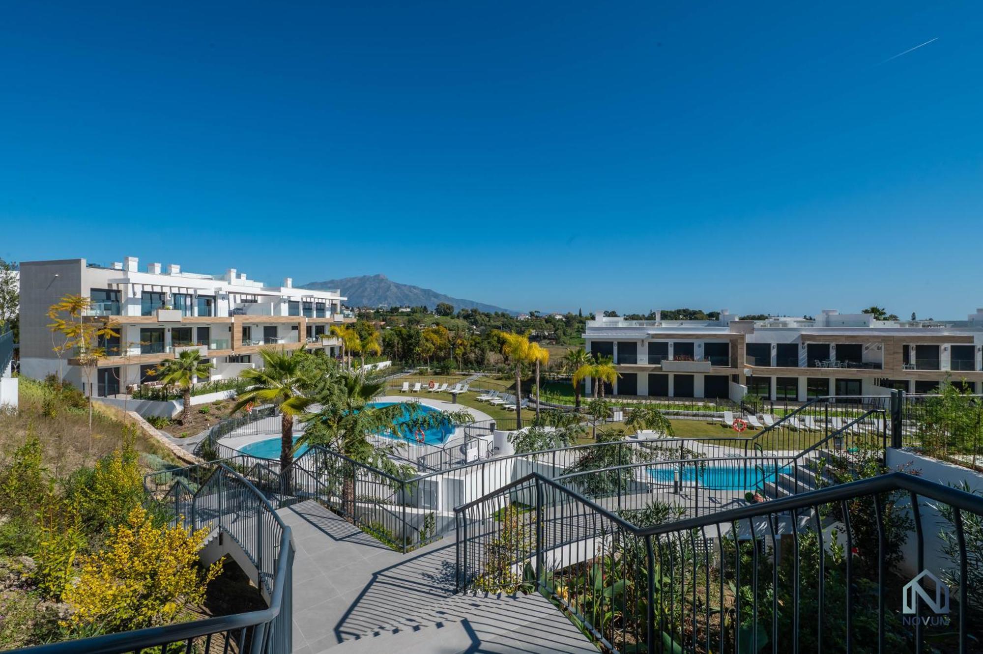 Newly Built 2 Bdrm Modern Oasis W Gym & Pool Estepona
