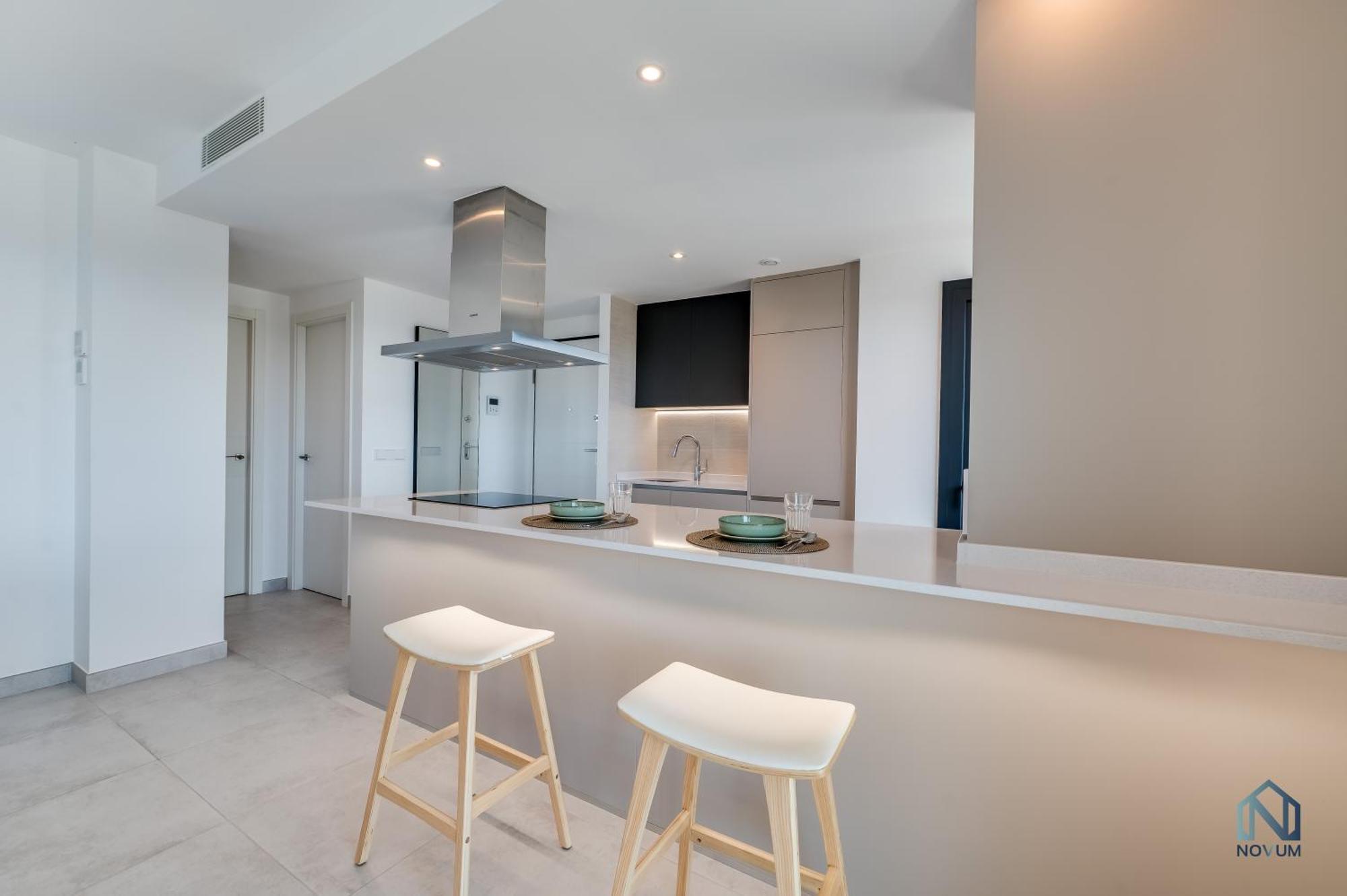 Apartment Newly Built 2 Bdrm Modern Oasis W Gym & Pool *