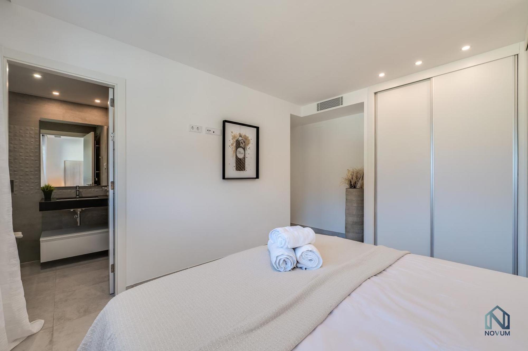 Newly Built 2 Bdrm Modern Oasis W Gym & Pool * Estepona