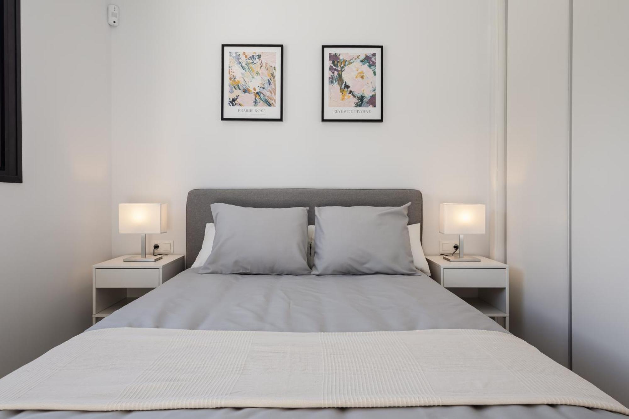 New Cozy 2-bedroom In Center