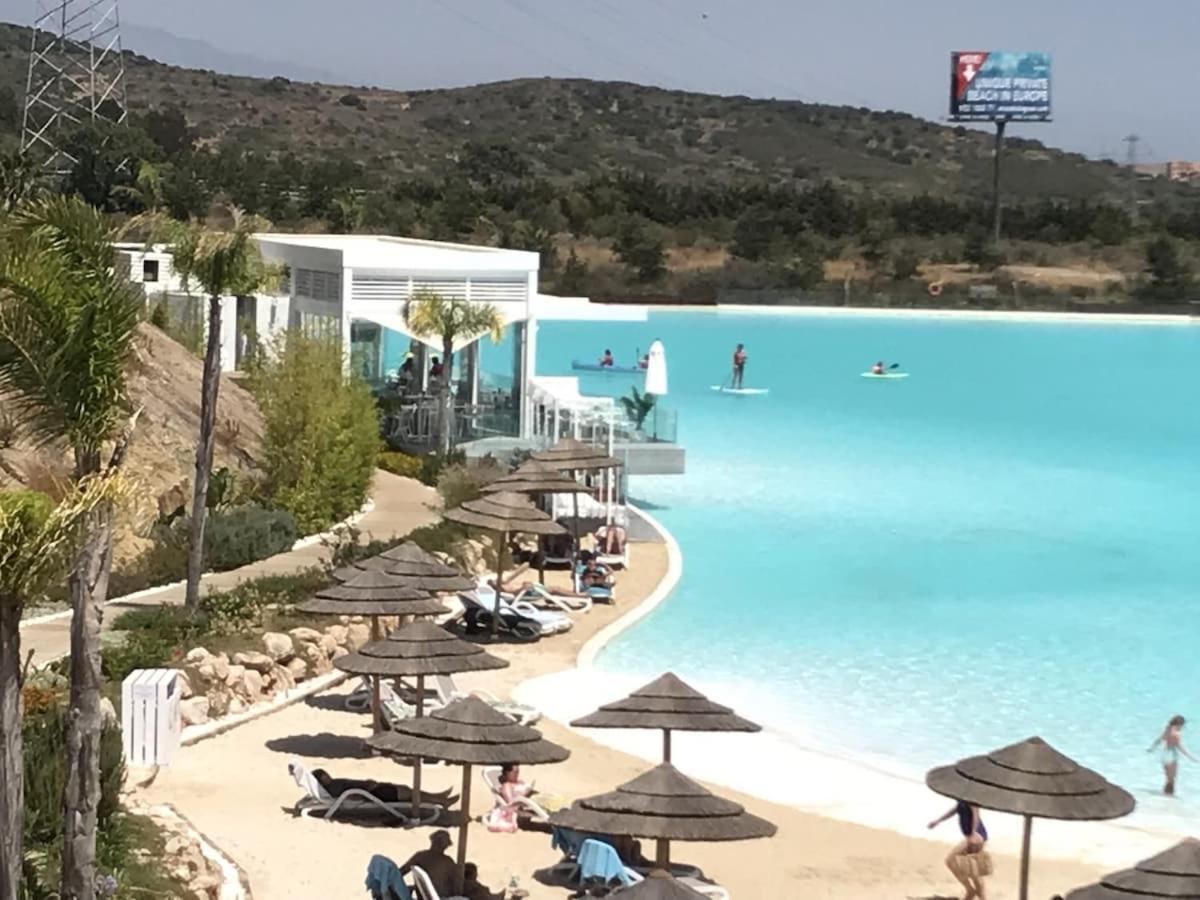 Al-1514 - - Alcazaba Lagoon