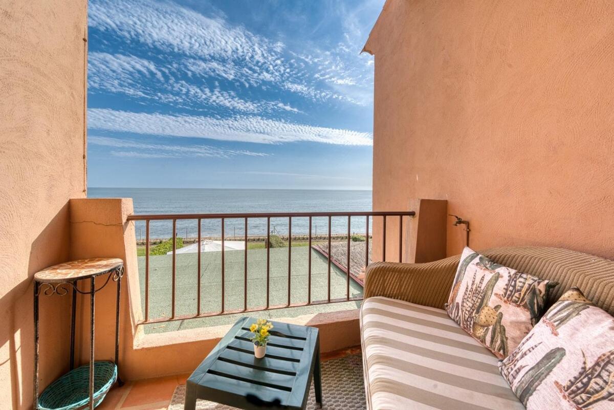 Ferienhaus Playa Azul Beachfront Townhouse