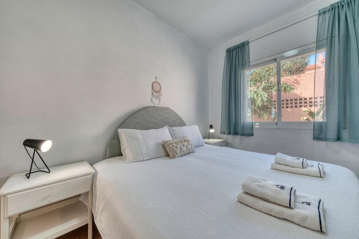 Playa Azul Beachfront Townhouse Ferienhaus