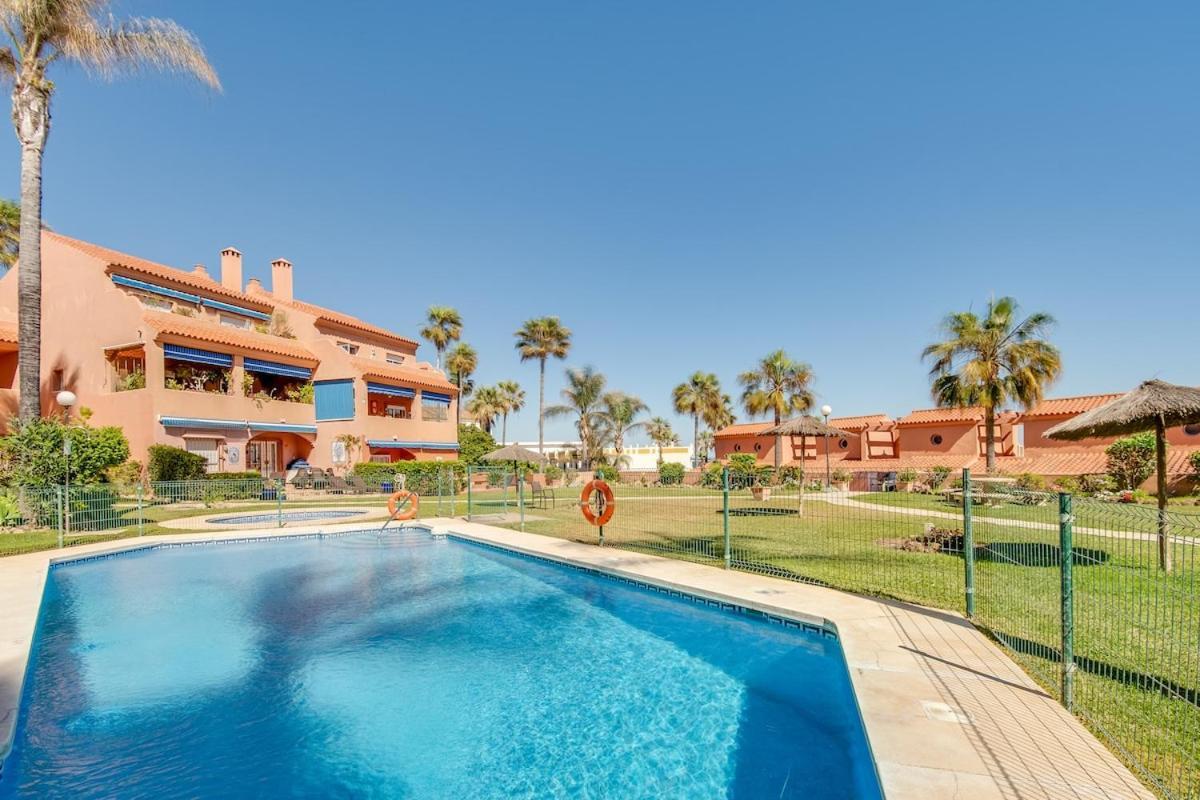 Playa Azul Beachfront Townhouse * Estepona