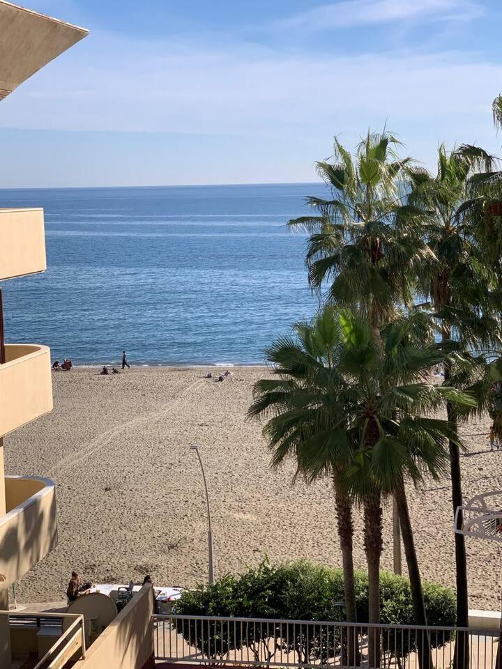Beachfront Center Apartment Estepona