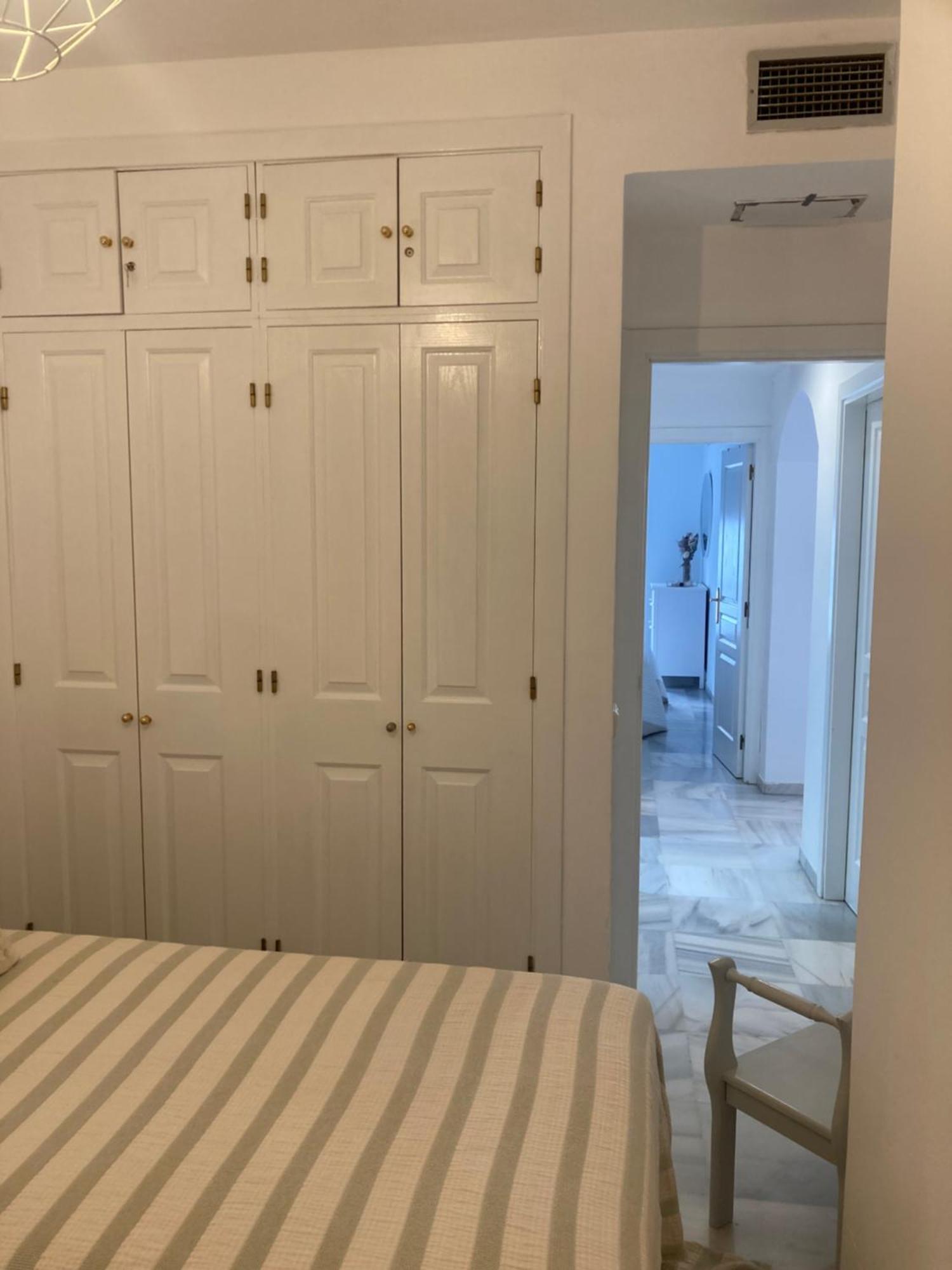 Apartamento Holidays Estepona