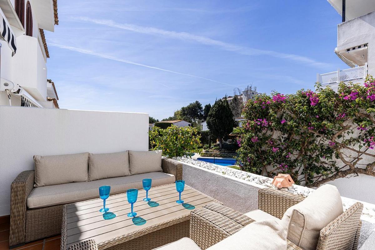 Casa de férias Three Bedroom Townhouse 100 Meters From The Beach! Estepona