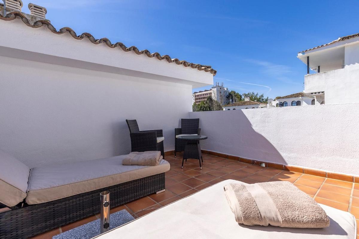 Casa de férias Three Bedroom Townhouse 100 Meters From The Beach!