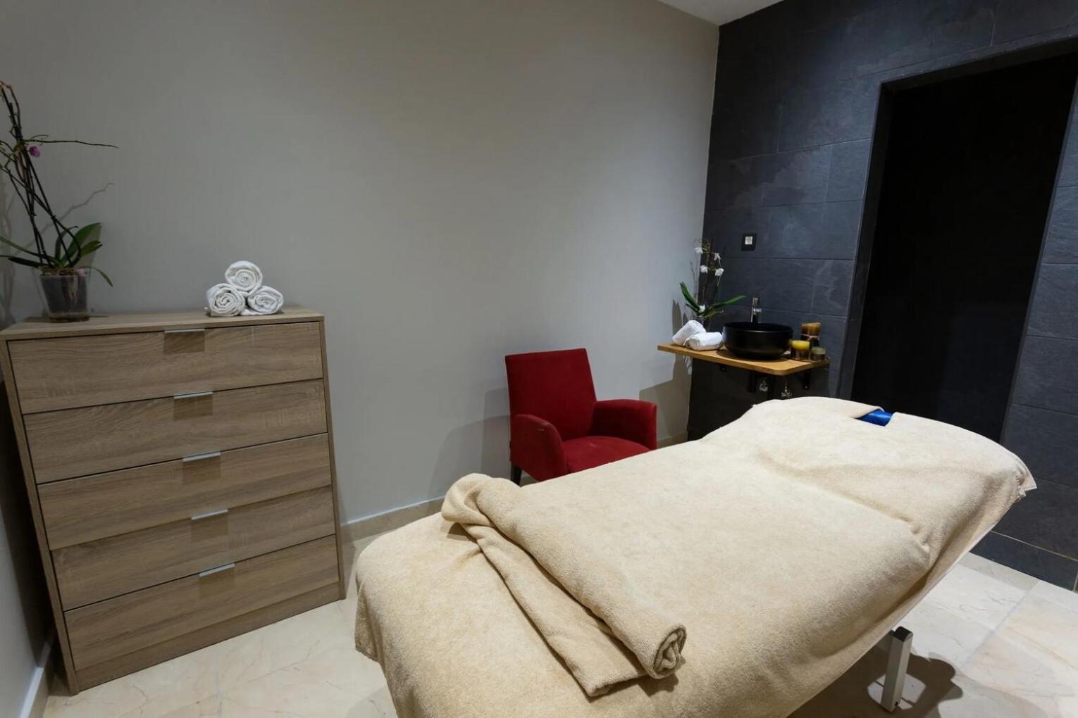 Hotel Bakour Oh Costa Del Sol 4*