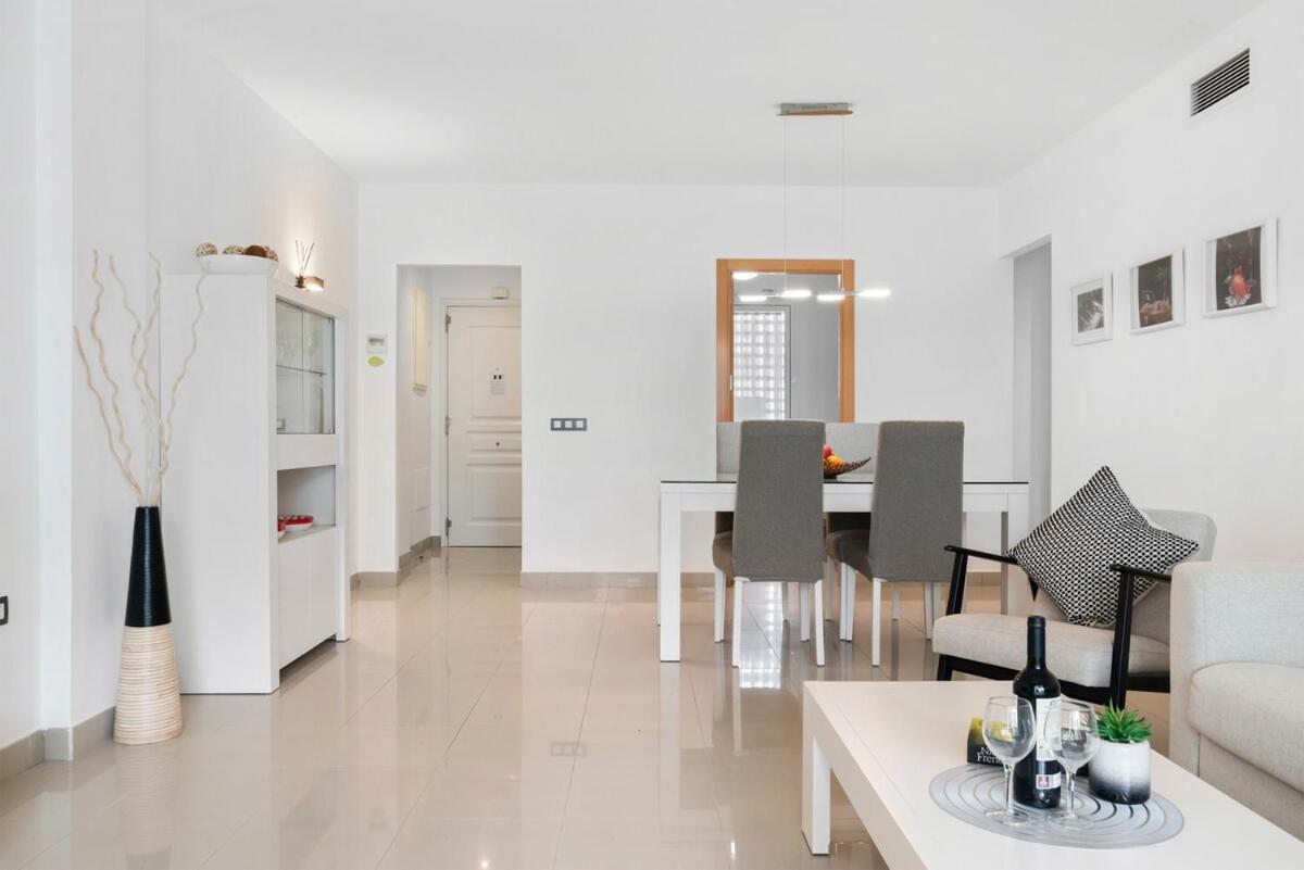 2 Bed Ground Floor In Cortijo Del Mar Apartment *