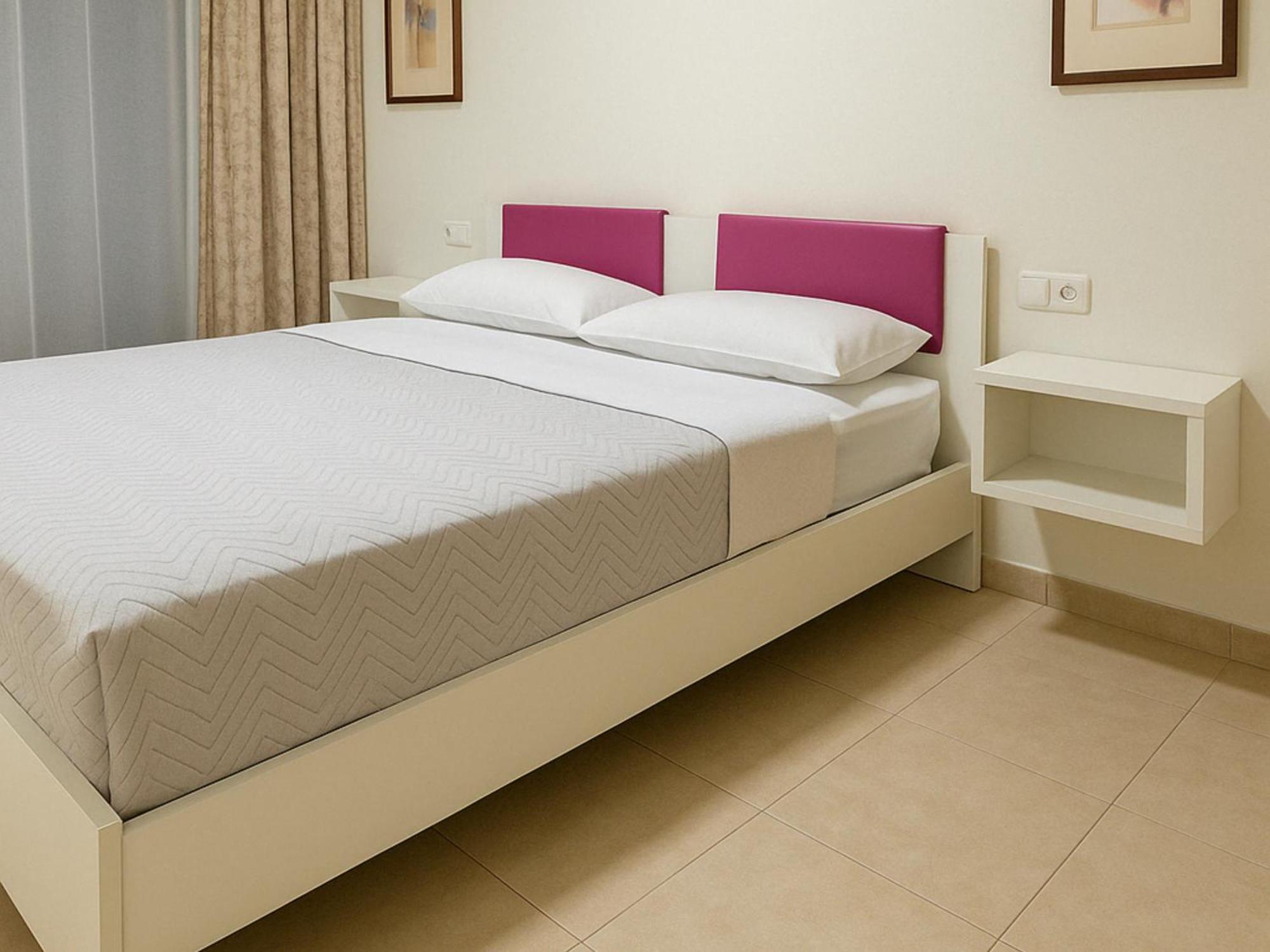 Hotel Sechi Marbella 3*