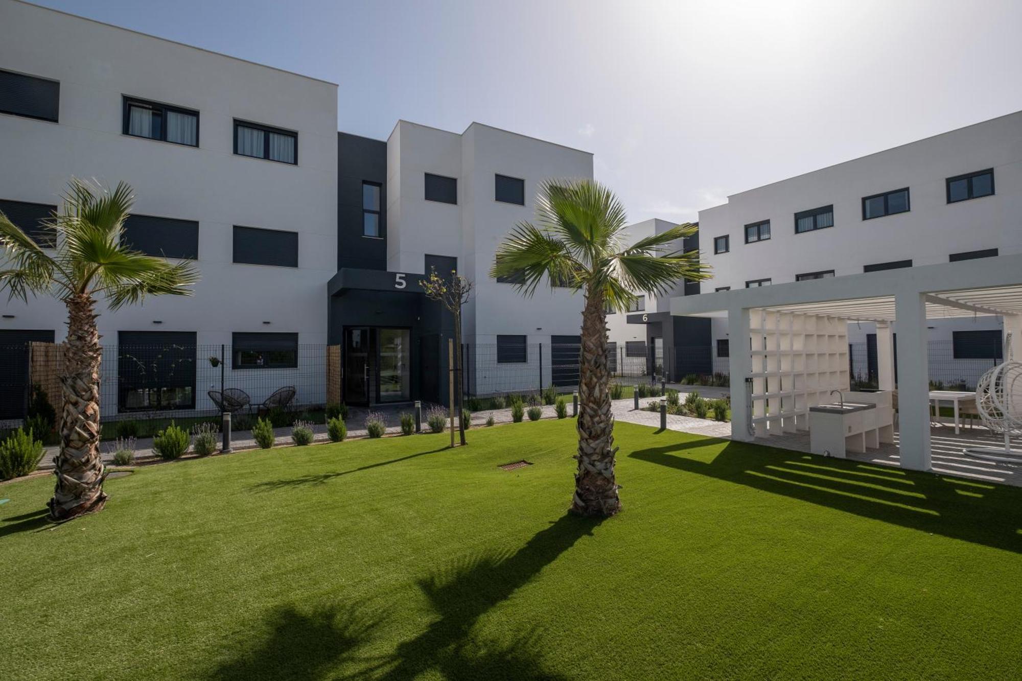 Apartment Celere, 200m From The Sea And 4km From Golf *