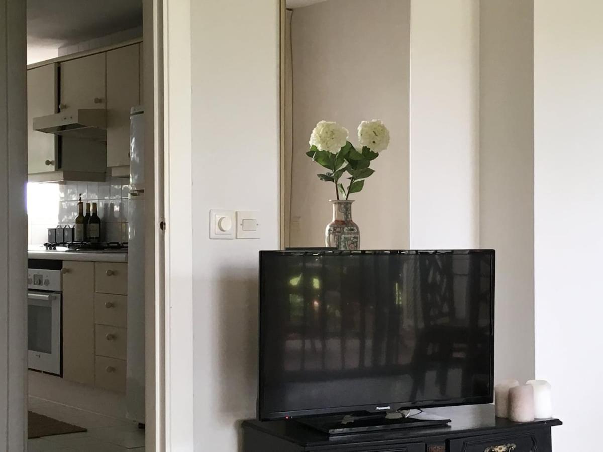 Lovely Spacious 2 Bedroom Flat Between Marbella And Apartment *