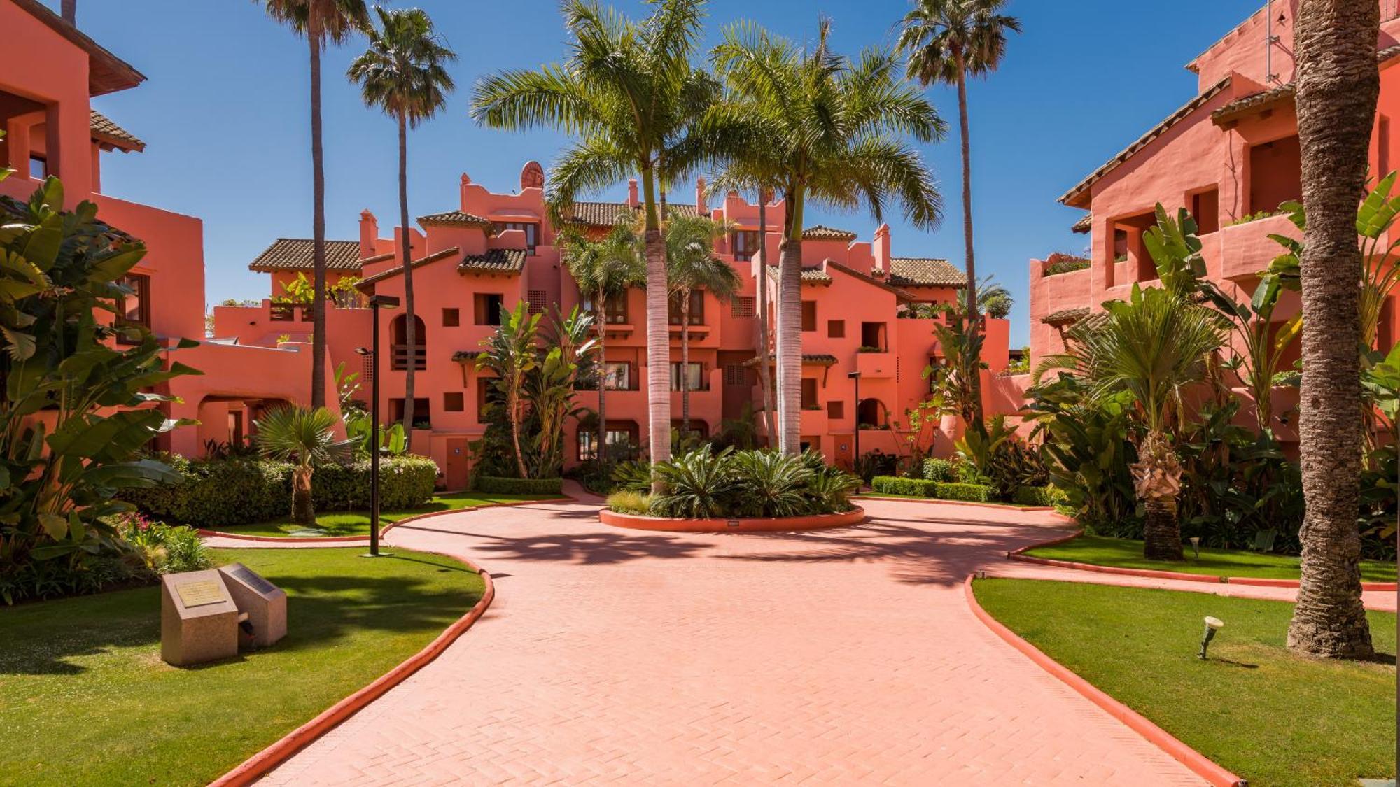 Cabo Bermejo Luxe - Luxury 3 Bedroom Sea Front Apartment *