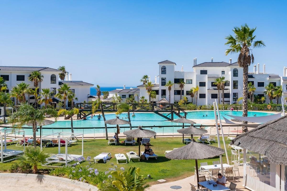 Luxury 2 Bed With Sea View Apartment Estepona