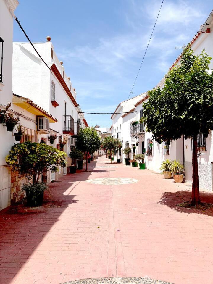Peace And Sun In The Old Town * Estepona