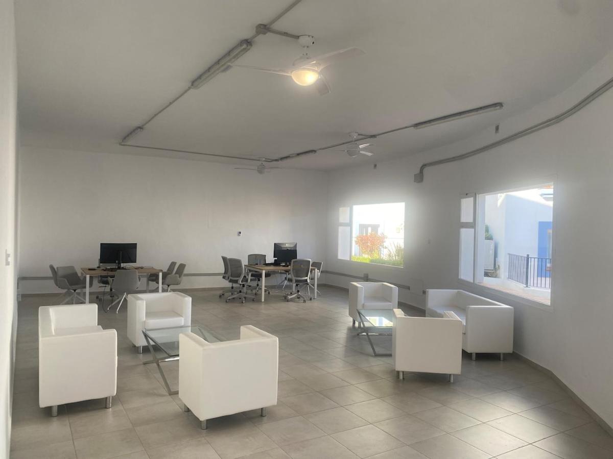 Stylish Ph With Private Rooftop & Sea Views Rdr497 Apartment Estepona