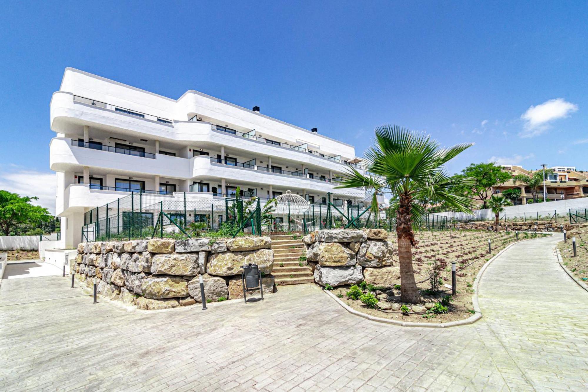 Apartment Ae2.2b - Newly Built With Big And Sunny Balcony *