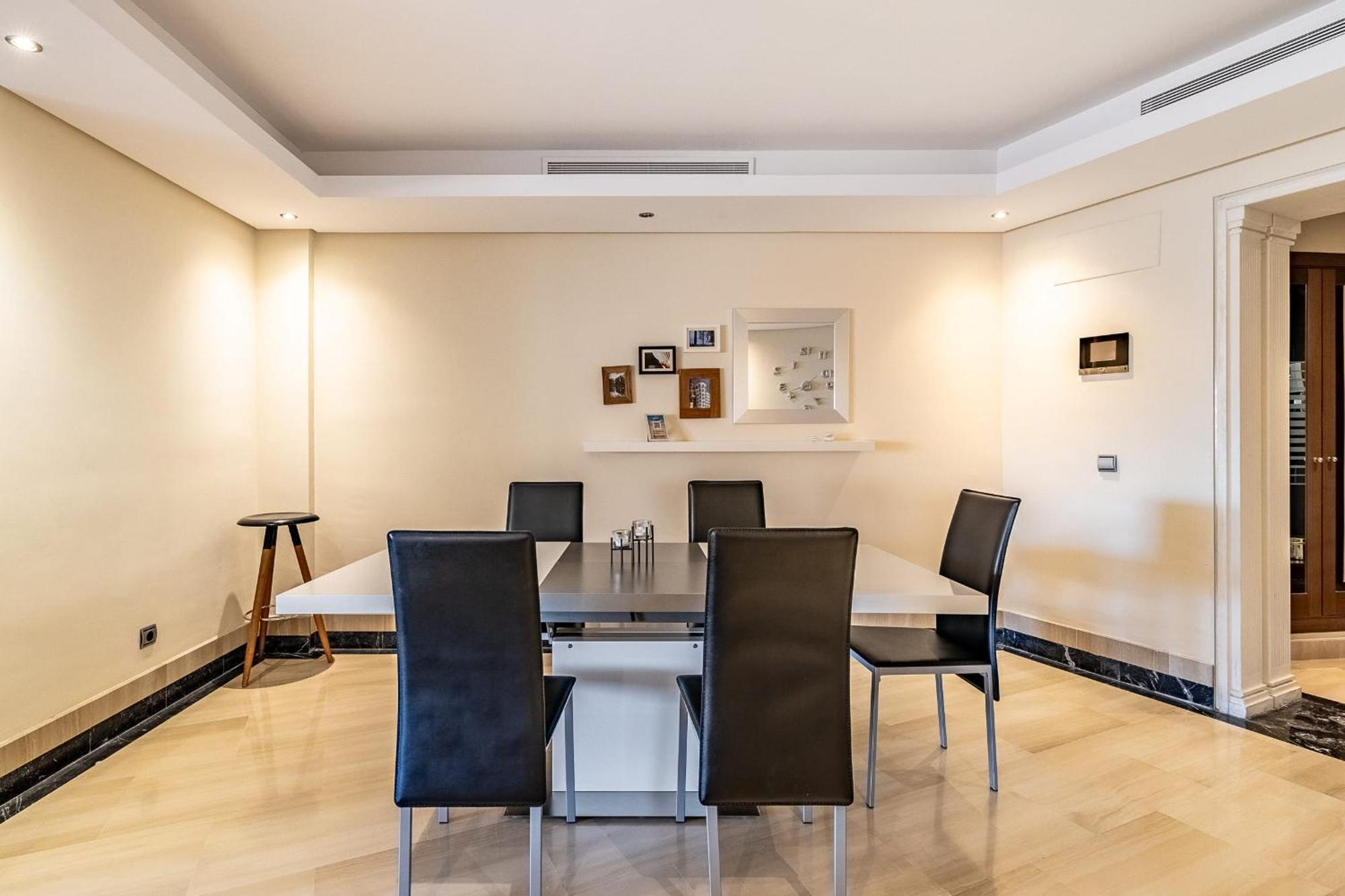 Apartment East Maewest *
