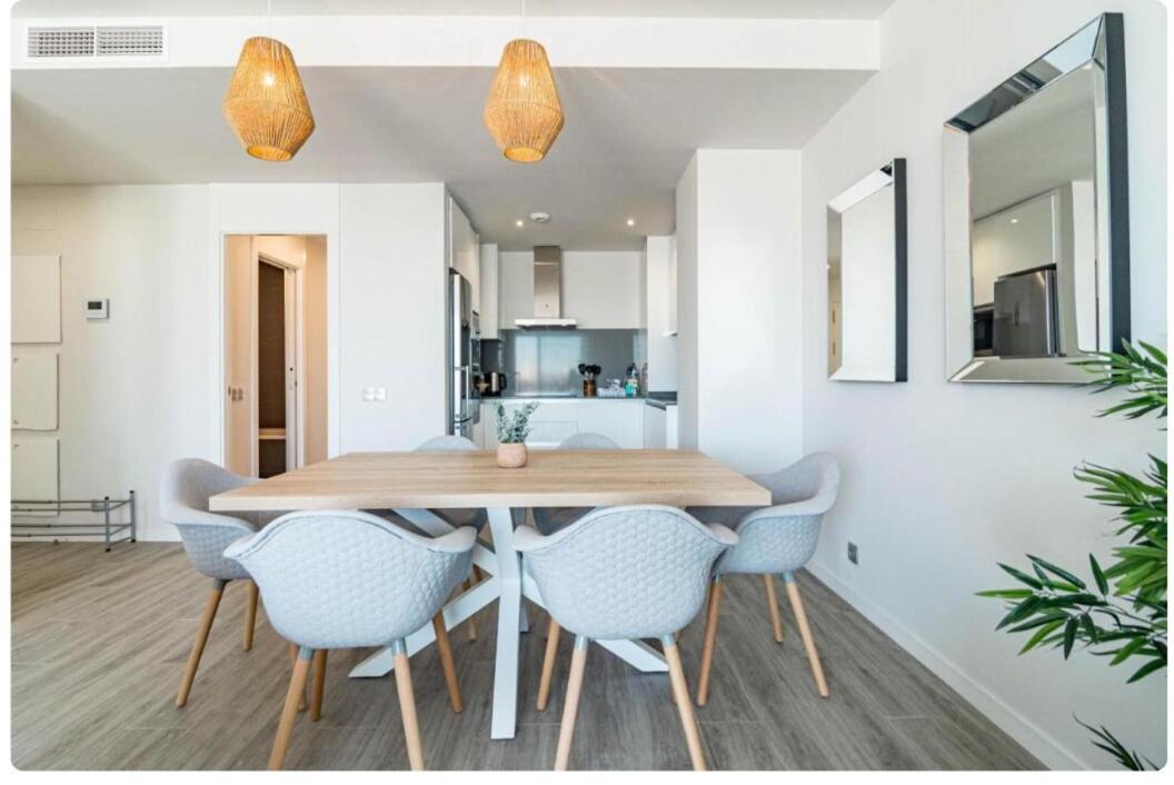 Deluxe In 3 Bedrooms