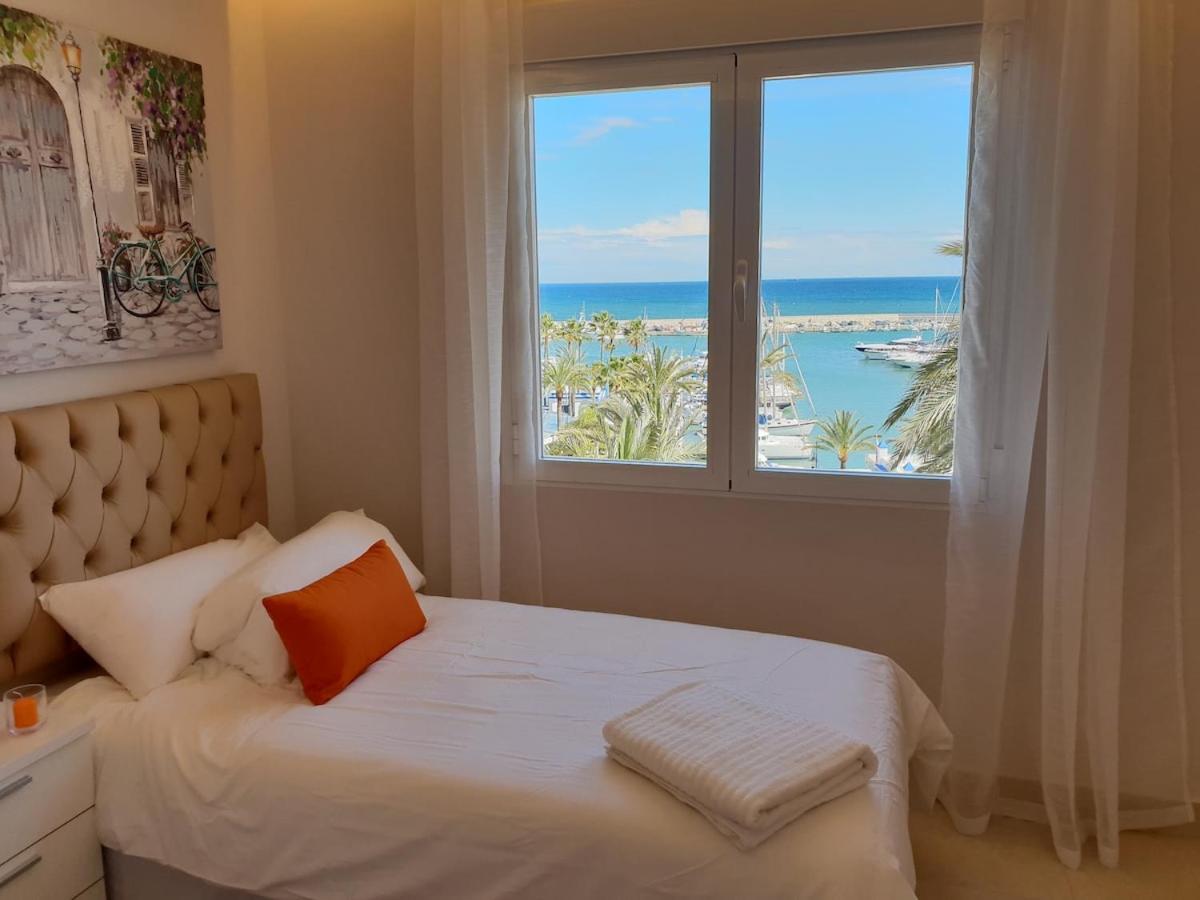 Fantastic In Front Of The Sea & Marina * Estepona
