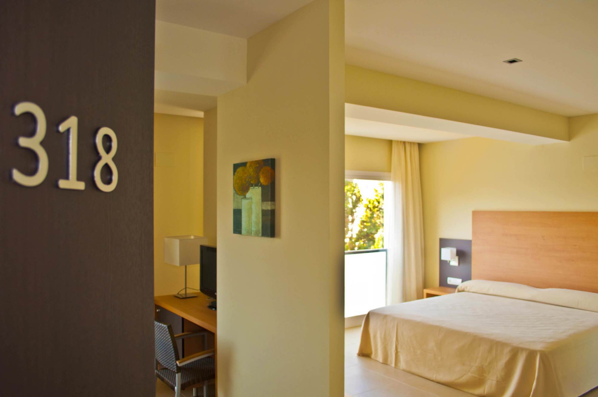 Globales Playa Hotel