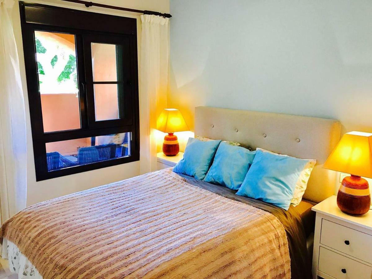 Apartment Hacienda Del Sol Deluxe Beachside