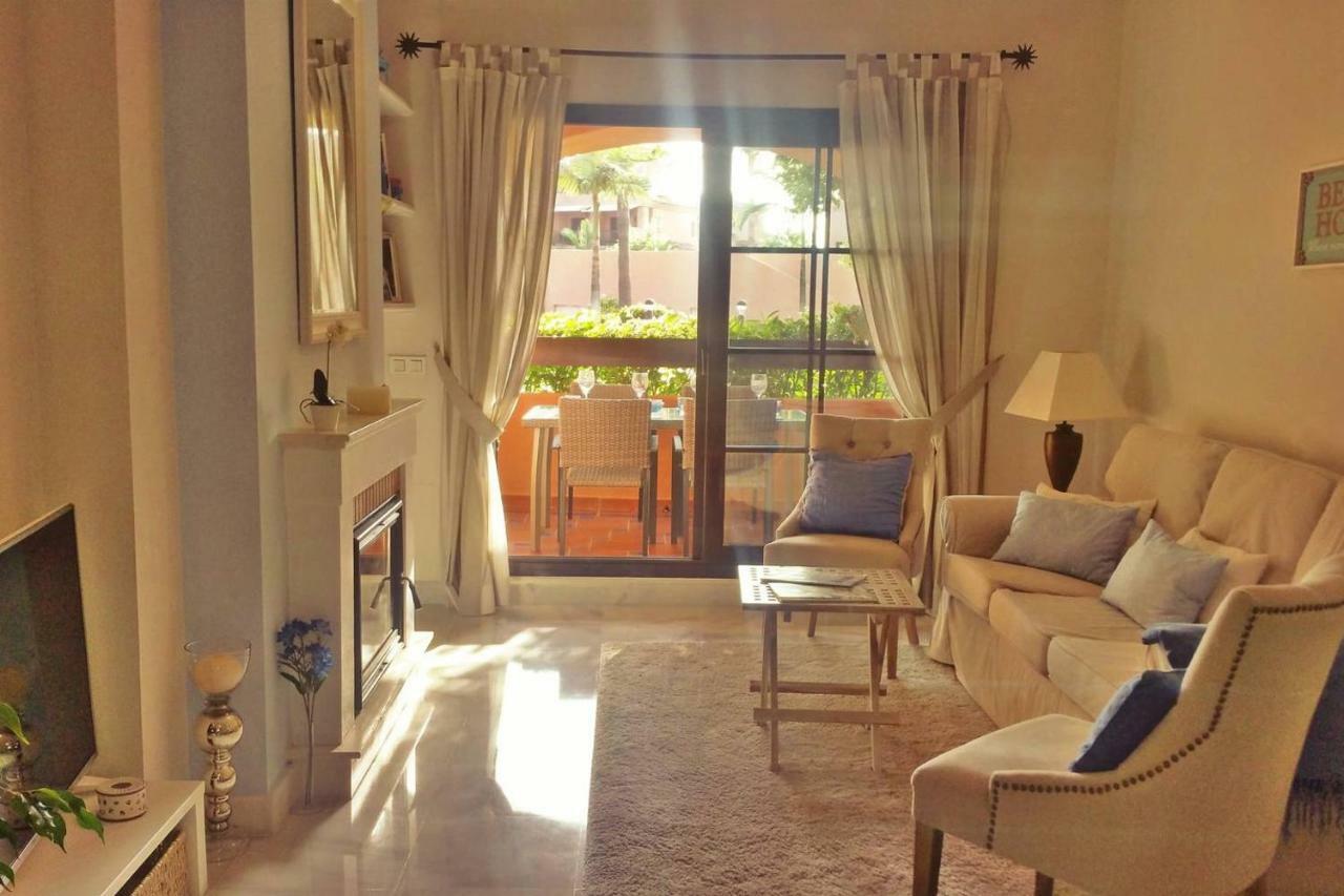 Hacienda Del Sol Deluxe Beachside Estepona