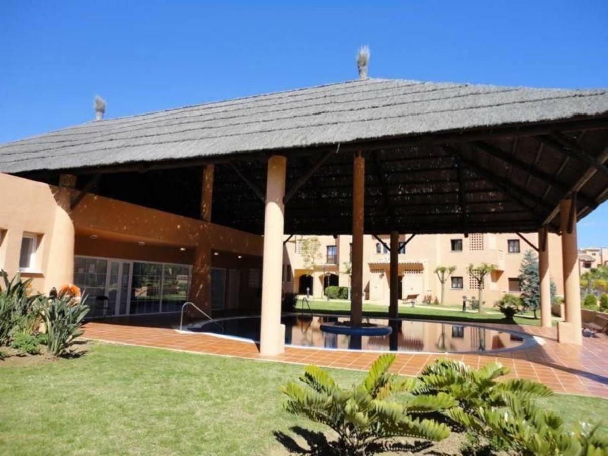 Apartment Hacienda Del Sol Deluxe Beachside Estepona