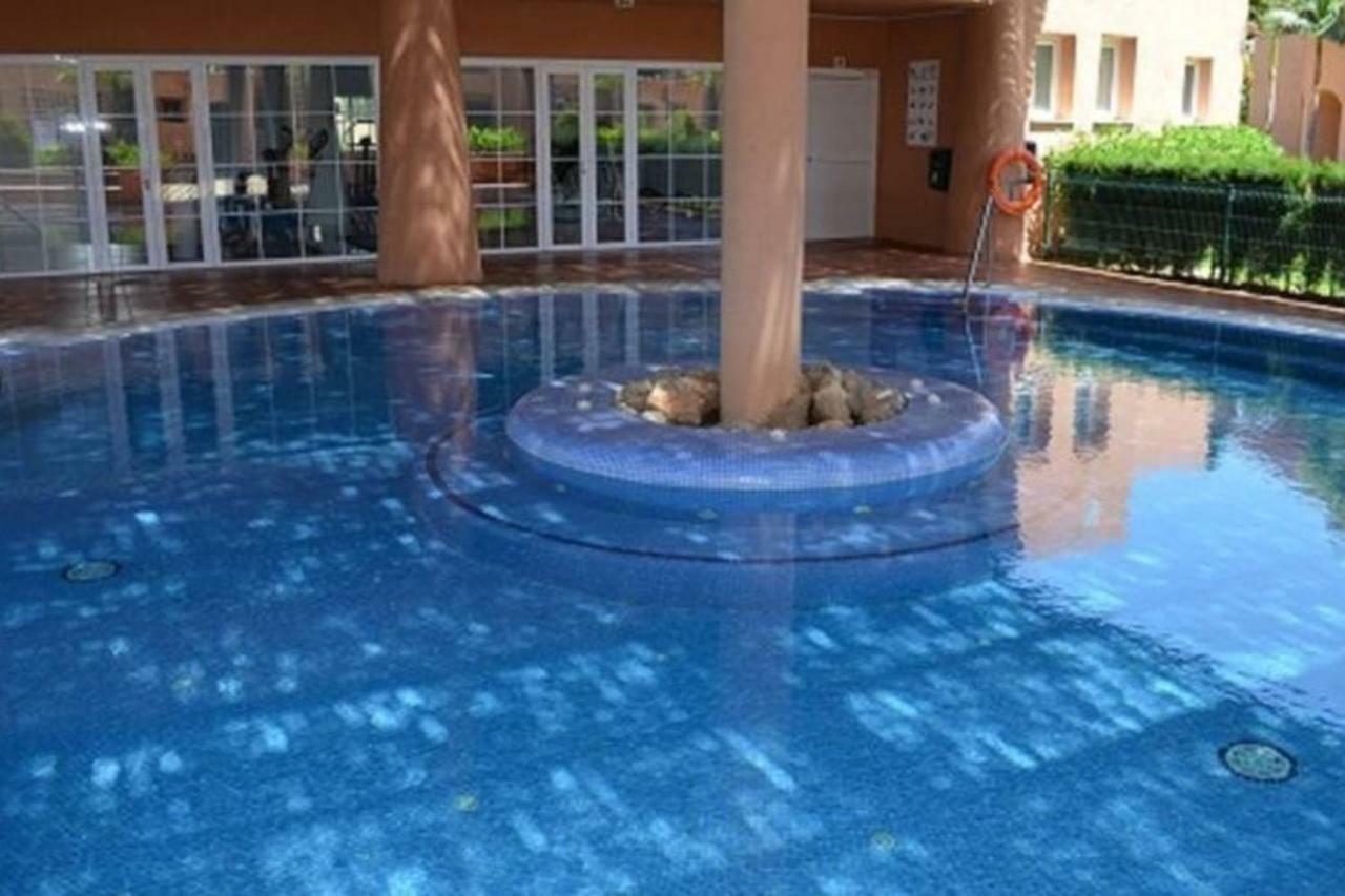 Hacienda Del Sol Deluxe Beachside Apartment Estepona